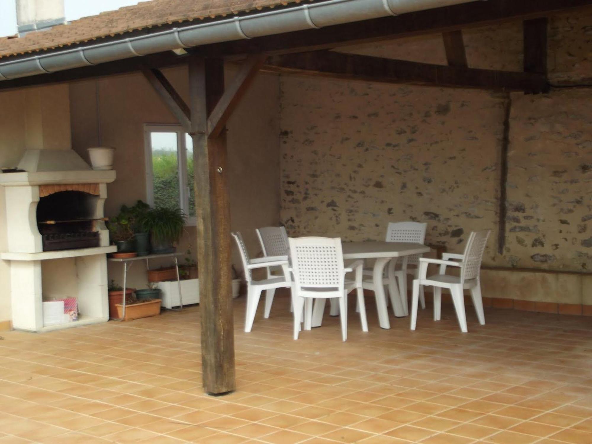 Chambres D'Hotes Au Calme Avec Salle De Jeux En Berry - Fr-1-591-678 Saulnay Dış mekan fotoğraf